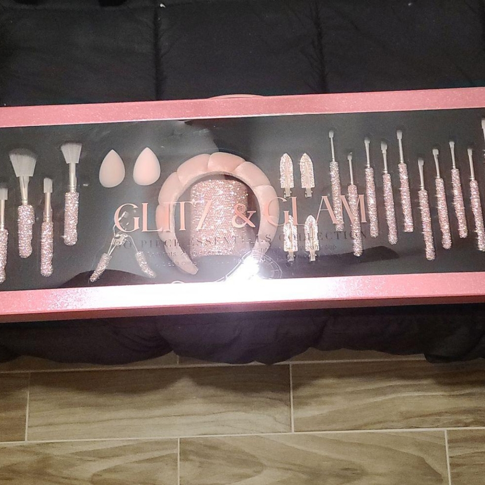 Glitz & glam bling make up brushes